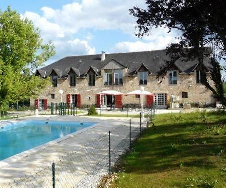 Logis Hotel Auberge De Cartassac Cressensac-Sarrazac Exteriér fotografie