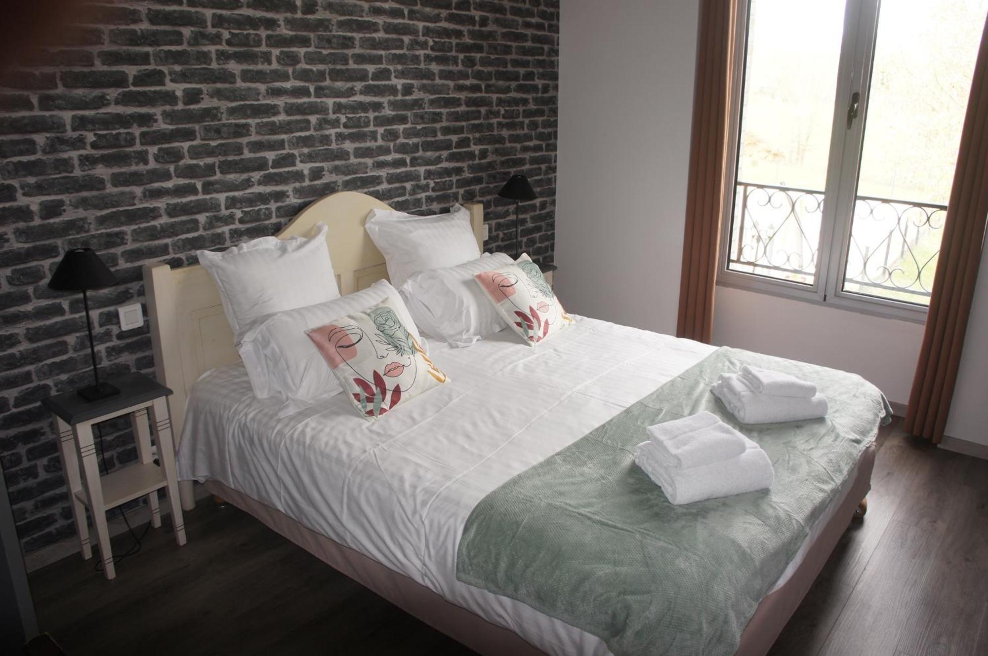 Logis Hotel Auberge De Cartassac Cressensac-Sarrazac Exteriér fotografie
