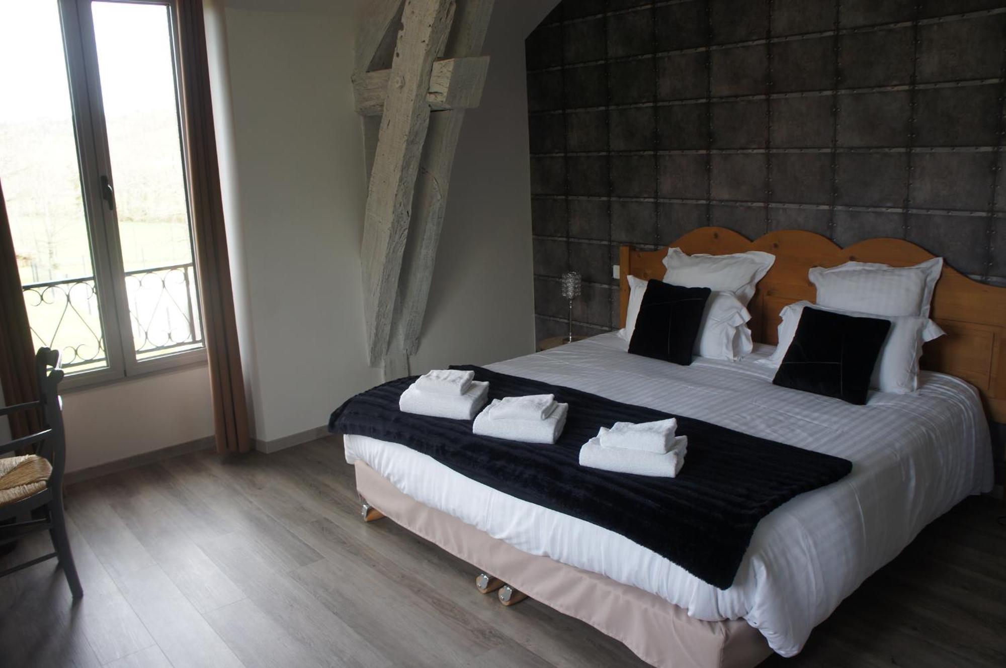 Logis Hotel Auberge De Cartassac Cressensac-Sarrazac Exteriér fotografie
